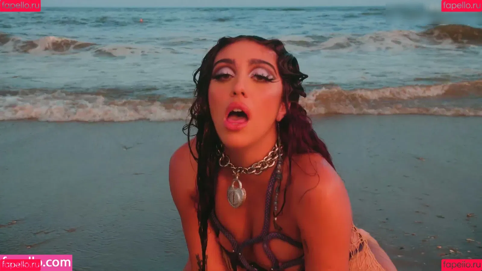 Lourdes Maria Ciccone Leon Onlyfans Photo Gallery 