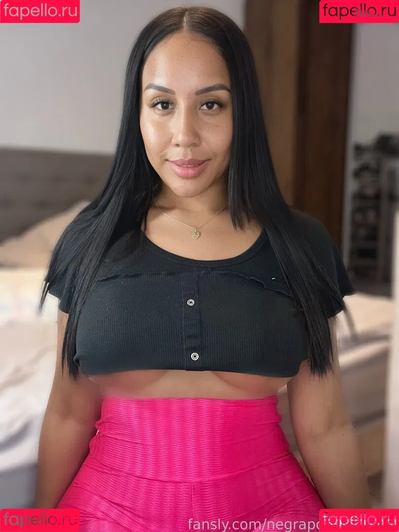 negrapomposa_30 Onlyfans Photo Gallery 