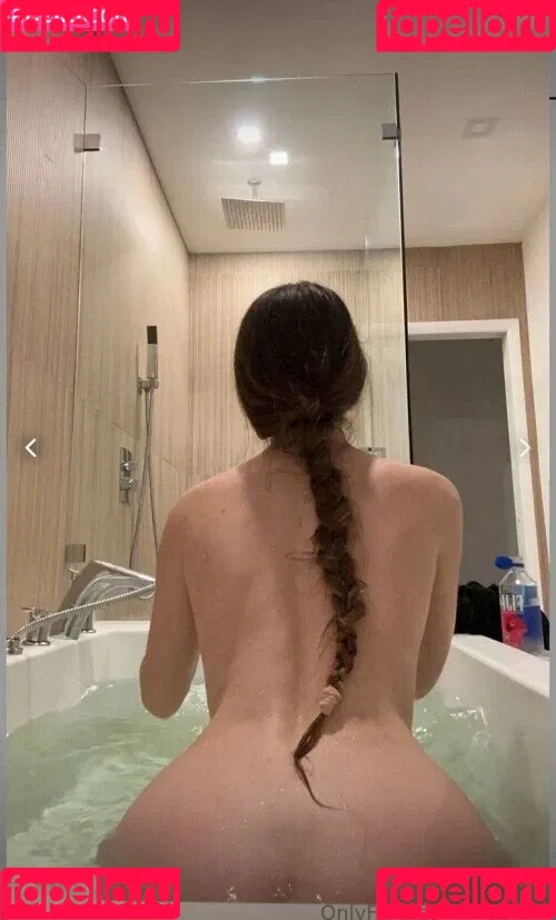 Megnut Onlyfans Photo Gallery 