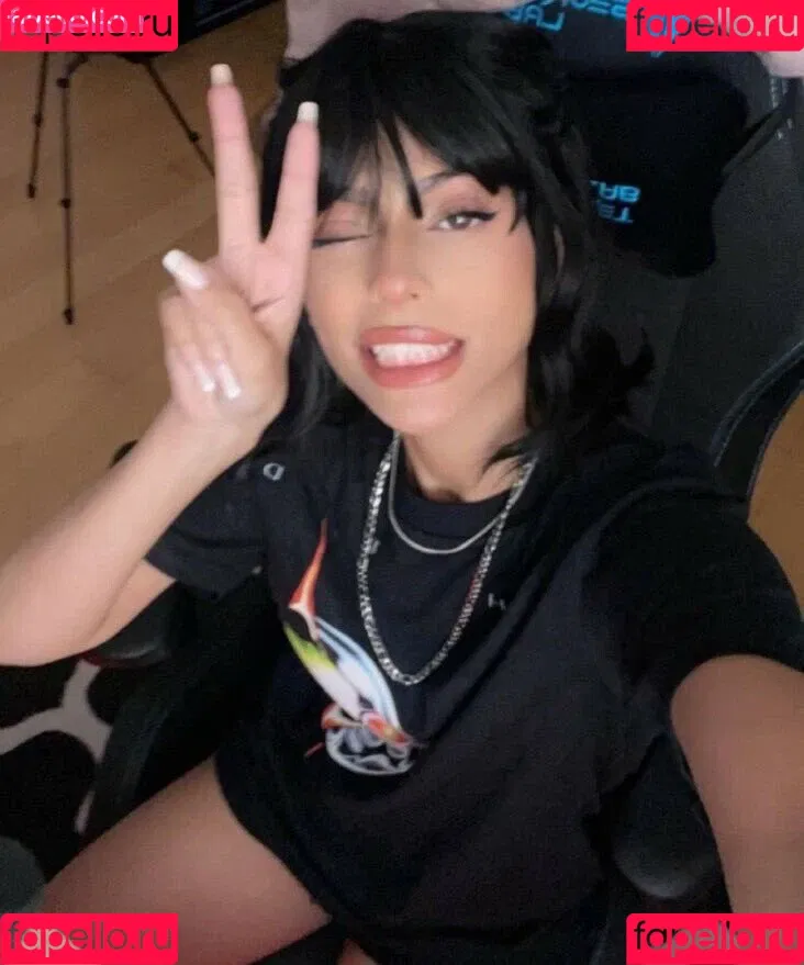 lilwhuda Onlyfans Photo Gallery 