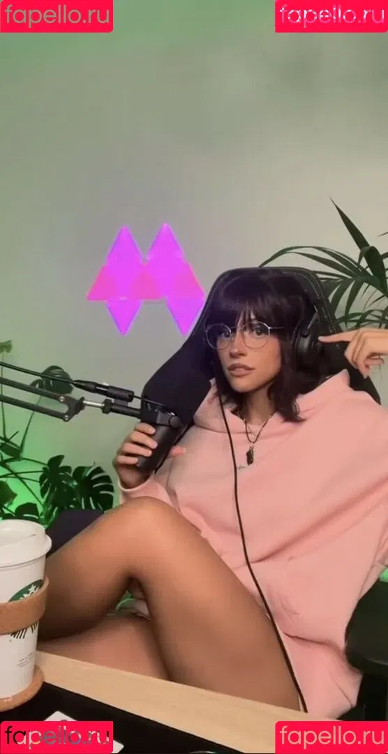 lilwhuda Onlyfans Photo Gallery 