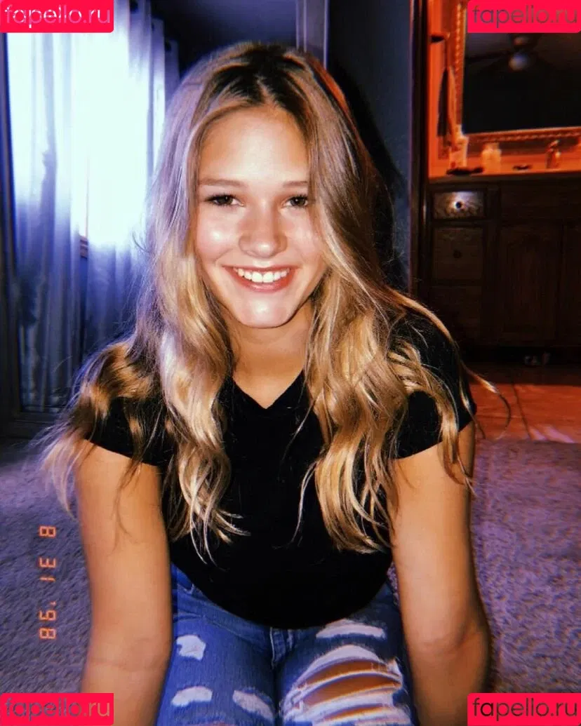 taylormarieig Onlyfans Photo Gallery 