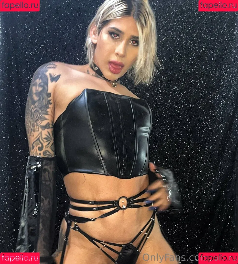 bri.ts Onlyfans Photo Gallery 