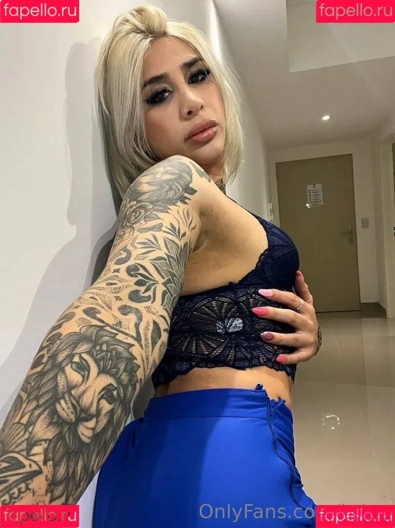 bri.ts Onlyfans Photo Gallery 