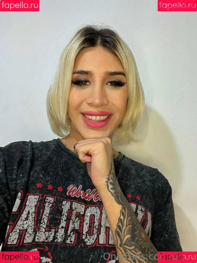 bri.ts Onlyfans Photo Gallery 