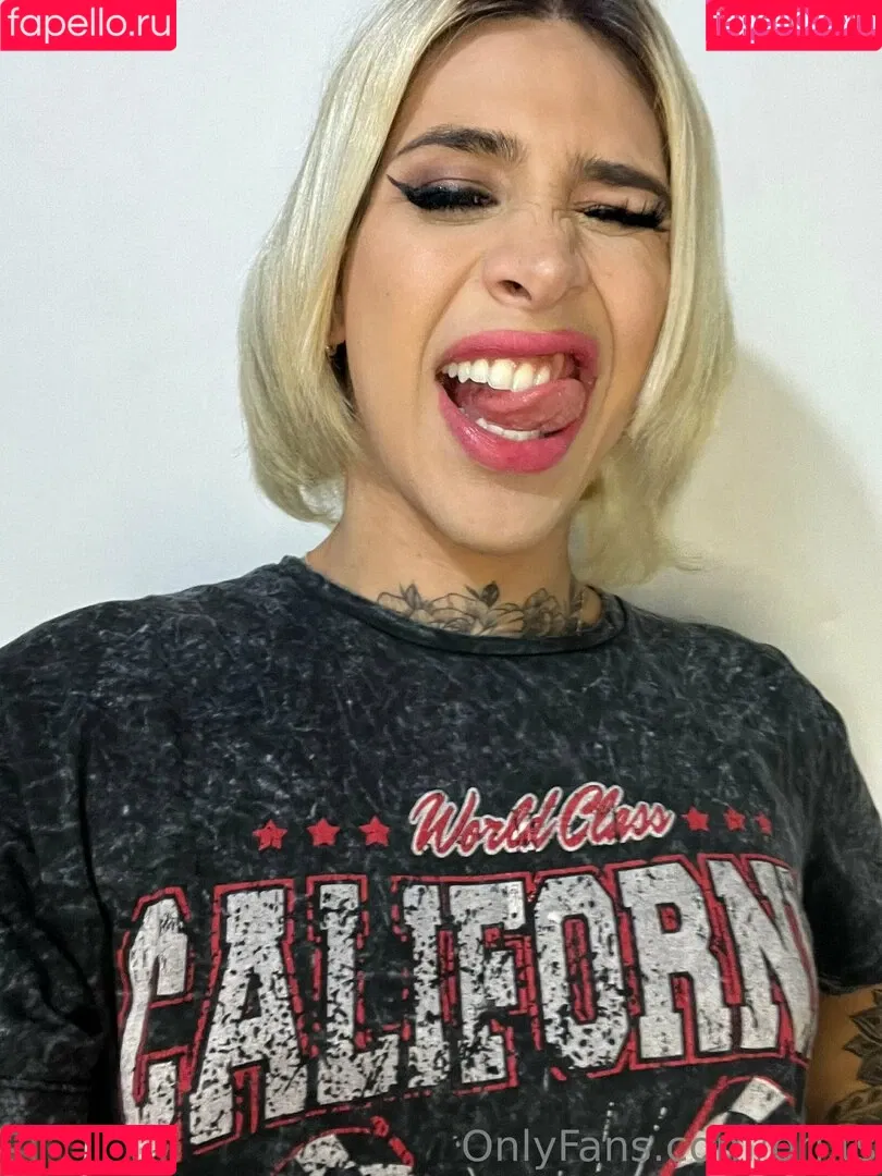 bri.ts Onlyfans Photo Gallery 