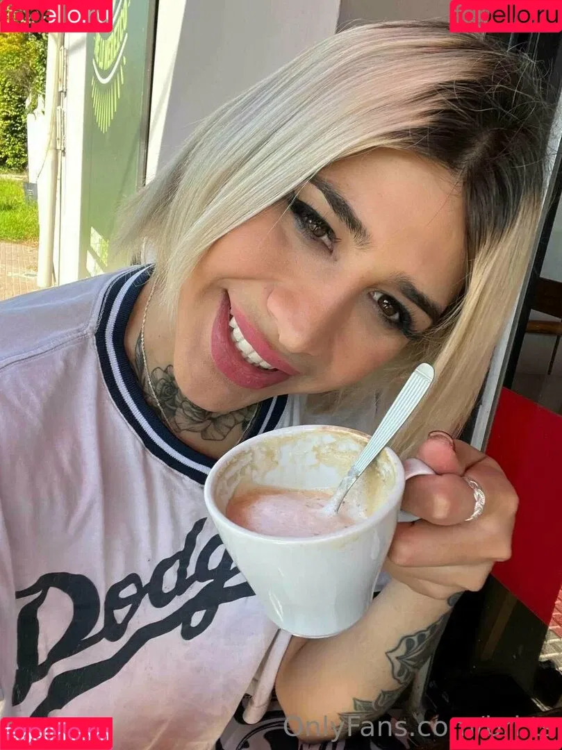 bri.ts Onlyfans Photo Gallery 