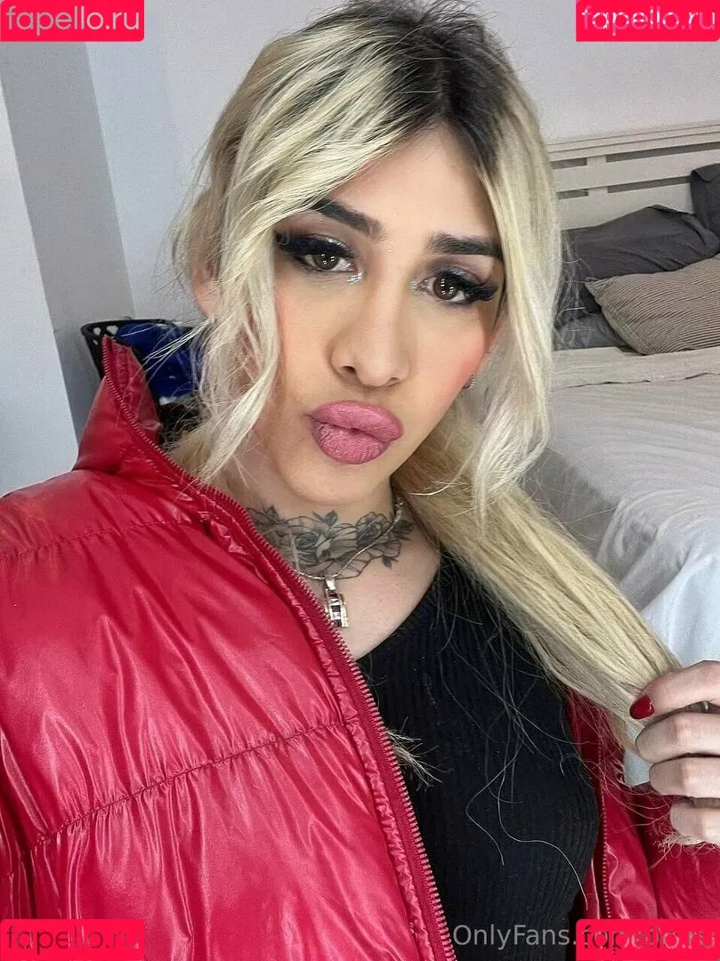 bri.ts Onlyfans Photo Gallery 