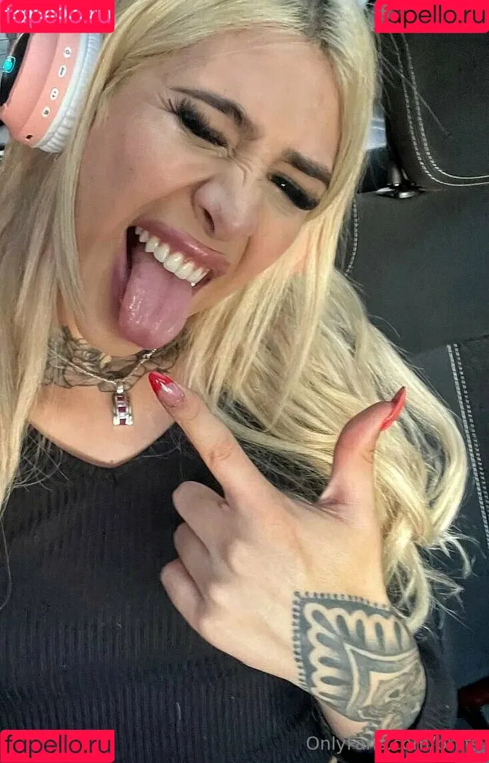 bri.ts Onlyfans Photo Gallery 