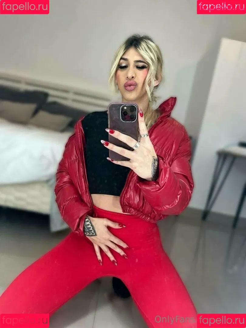 bri.ts Onlyfans Photo Gallery 