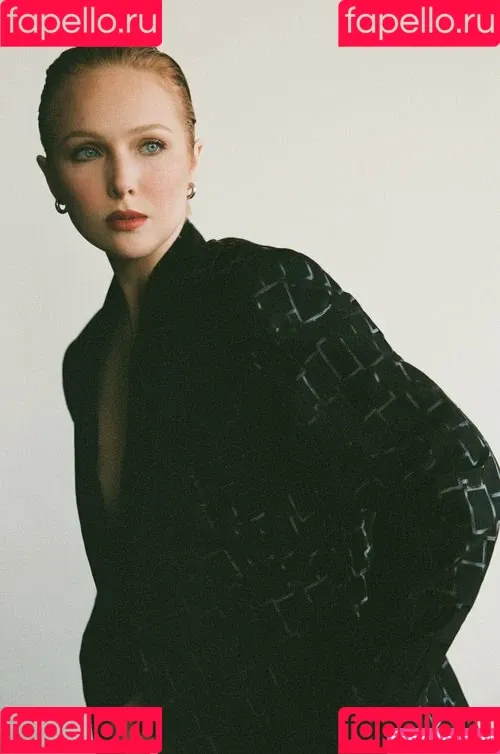 Molly Quinn Onlyfans Photo Gallery 