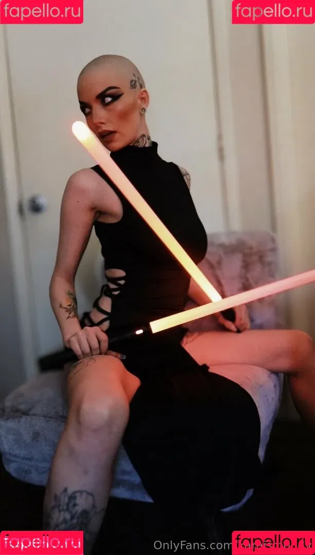 karaismoody Onlyfans Photo Gallery 