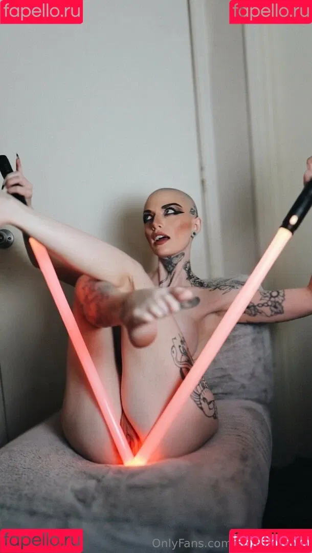 karaismoody Onlyfans Photo Gallery 