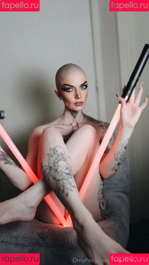 karaismoody Onlyfans Photo Gallery 