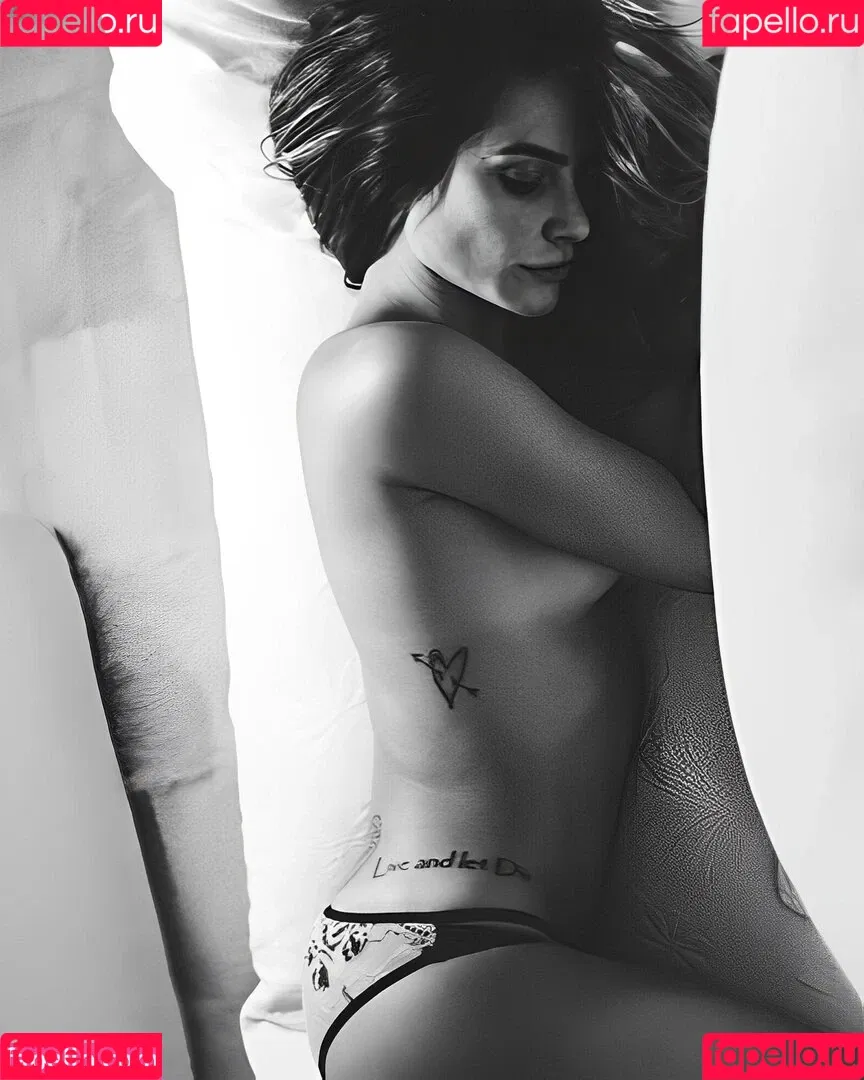 Cleo Pires Onlyfans Photo Gallery 