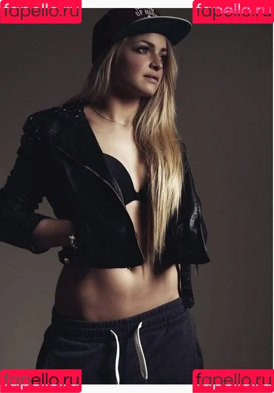 Josephine Welsch Onlyfans Photo Gallery 