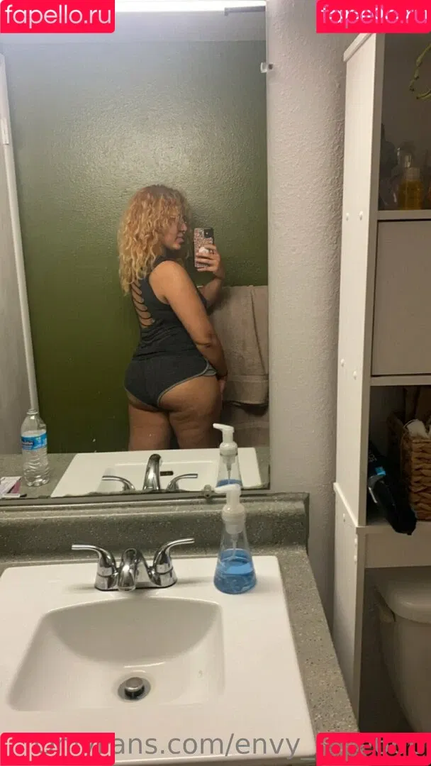 envy_rose666 Onlyfans Photo Gallery 