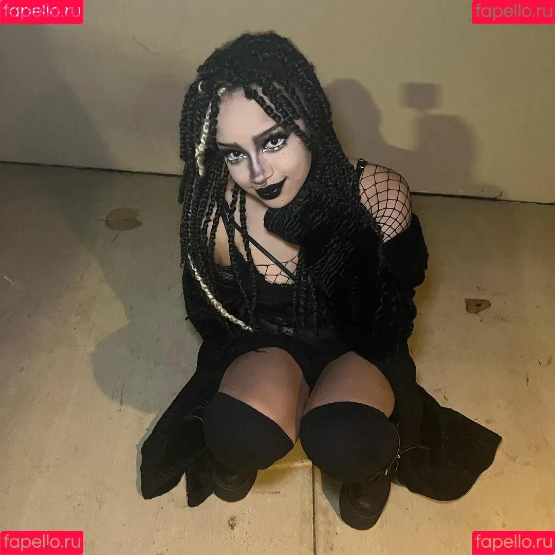 Eden's Garden ASMR Onlyfans Photo Gallery 
