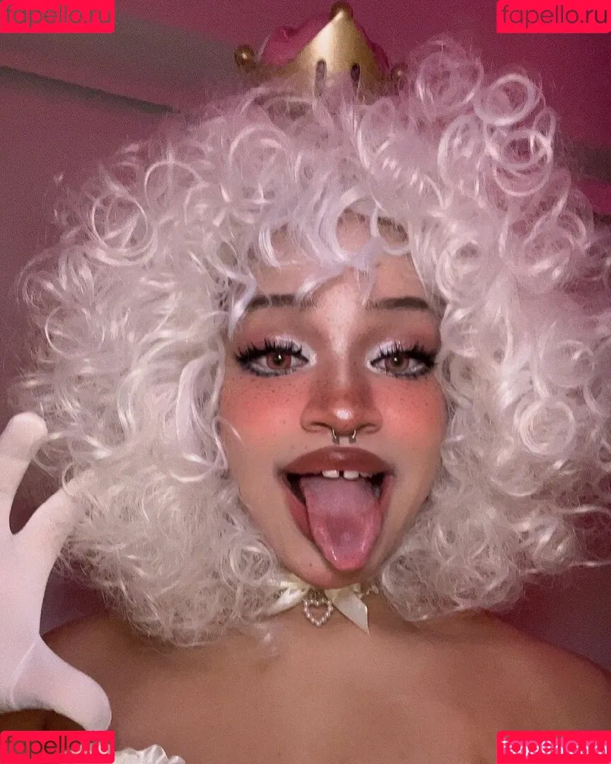 Eden's Garden ASMR Onlyfans Photo Gallery 