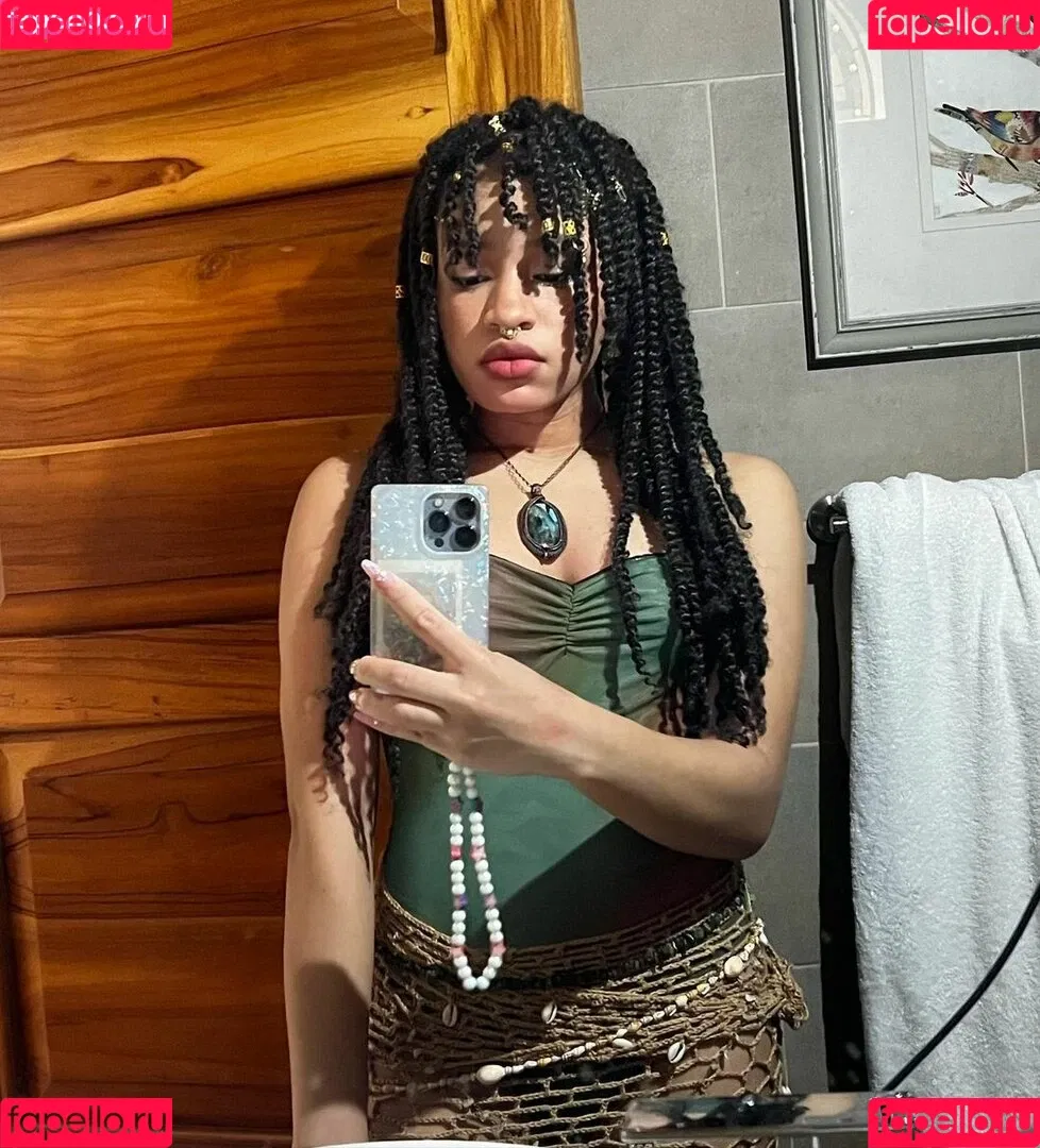 Eden's Garden ASMR Onlyfans Photo Gallery 