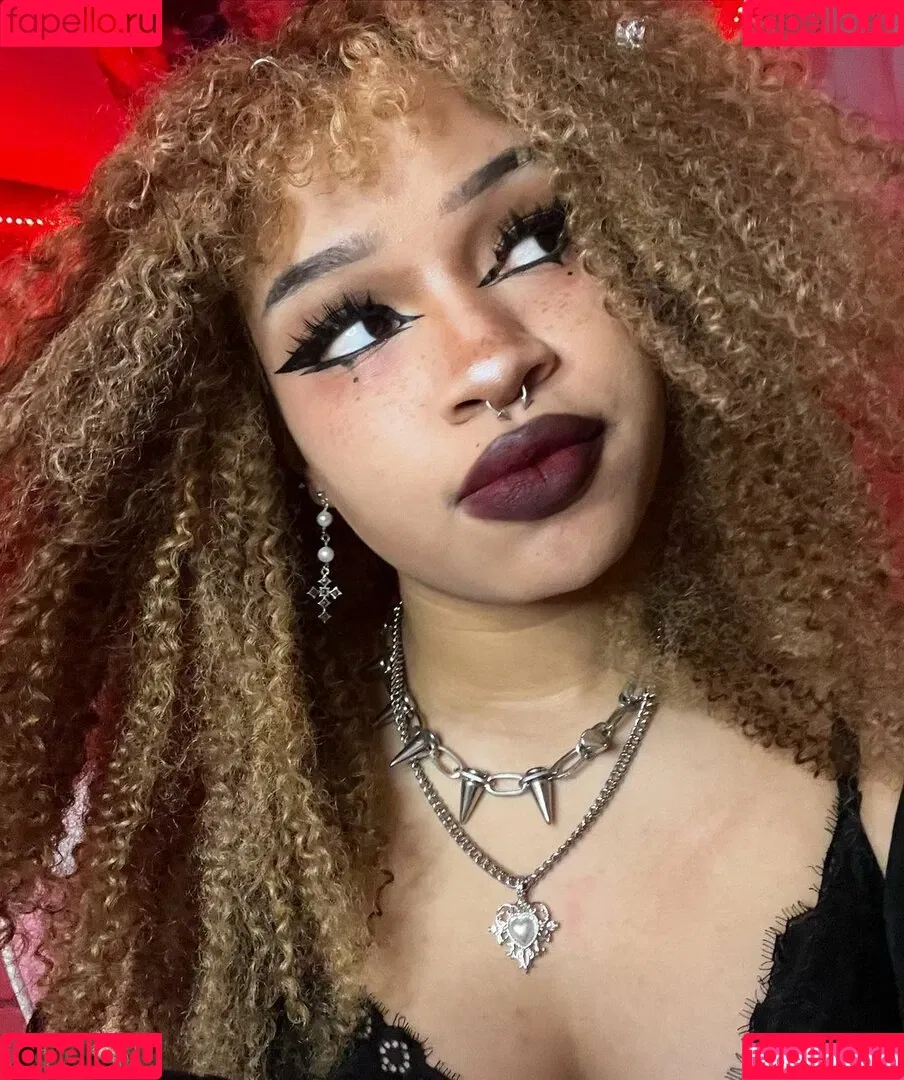 Eden's Garden ASMR Onlyfans Photo Gallery 