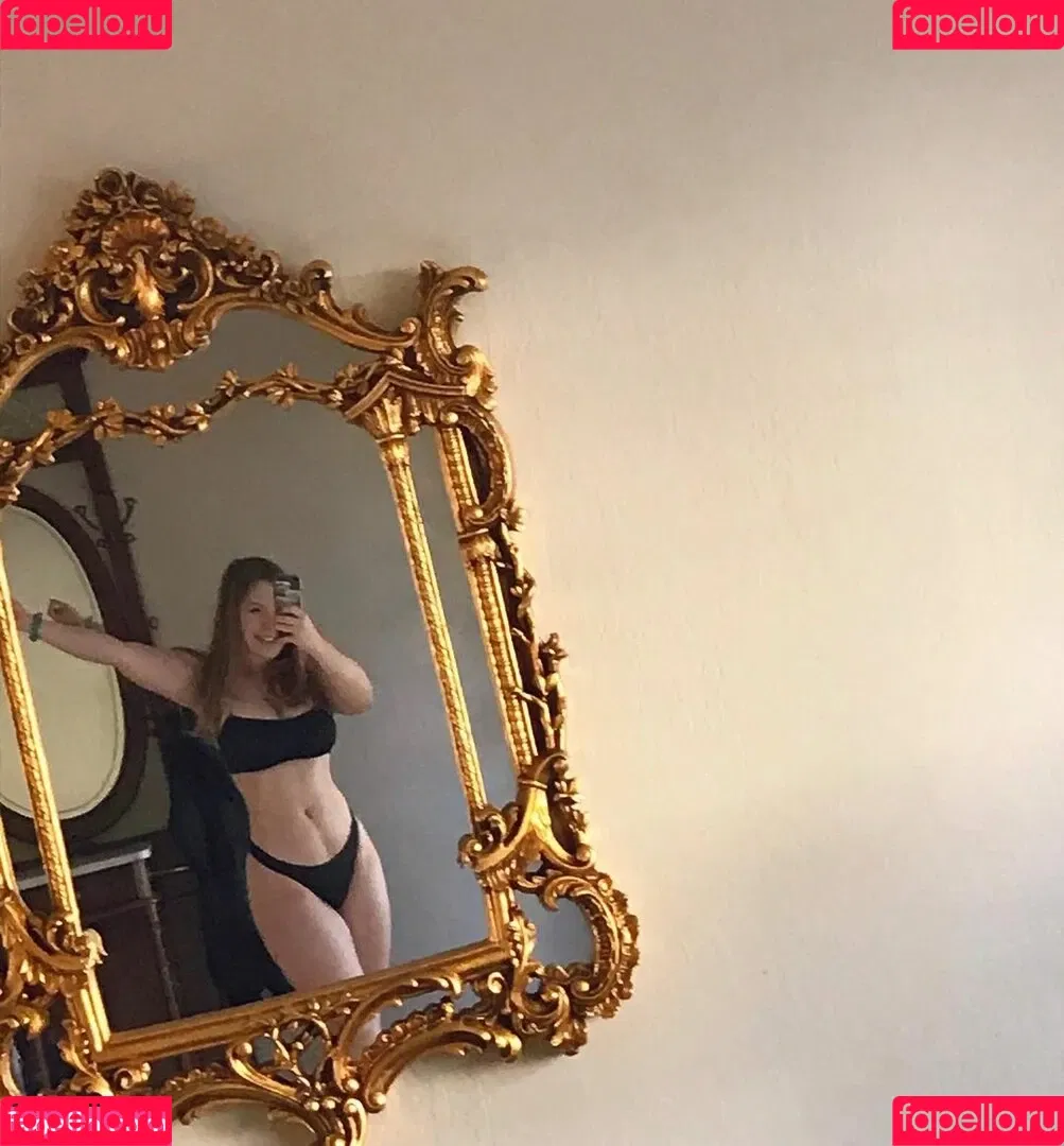 Haley E Onlyfans Photo Gallery 