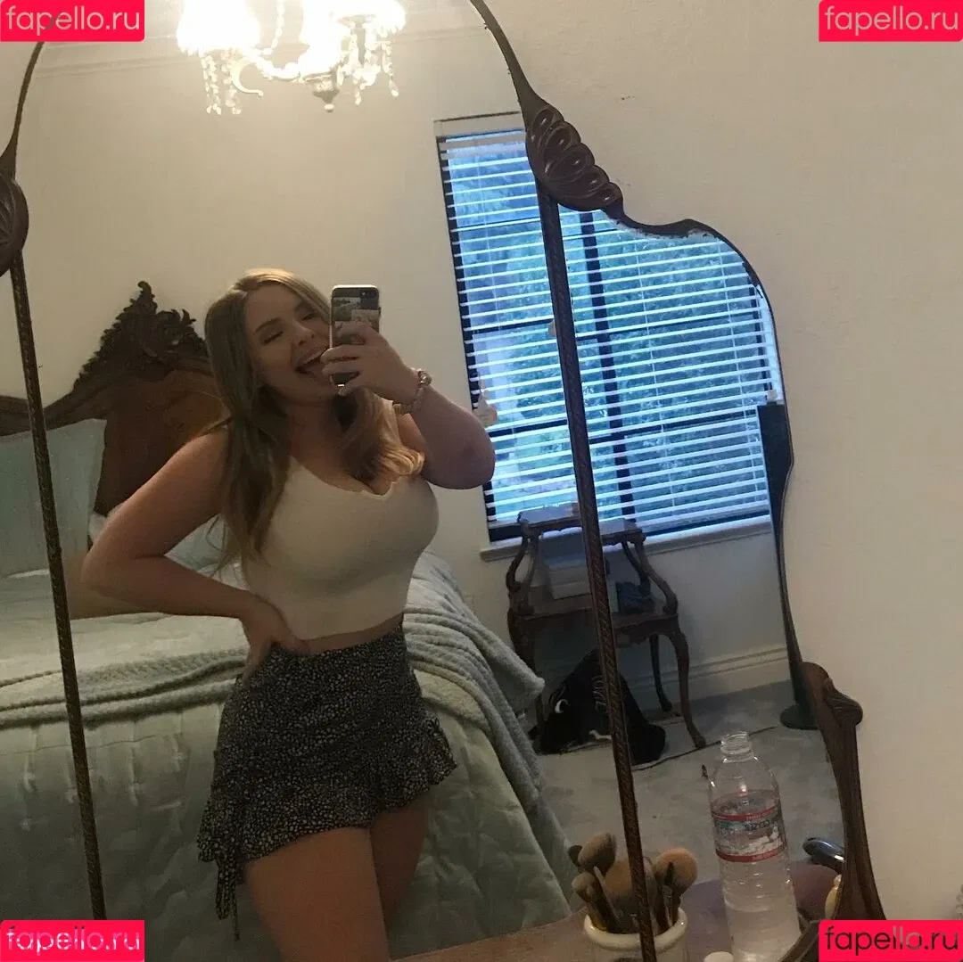 Haley E Onlyfans Photo Gallery 
