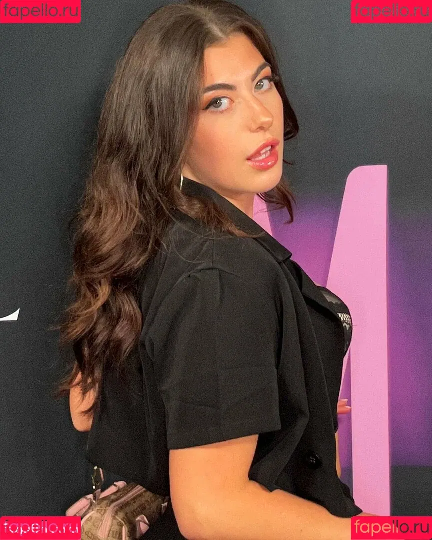 Gal Ritchie Onlyfans Photo Gallery 