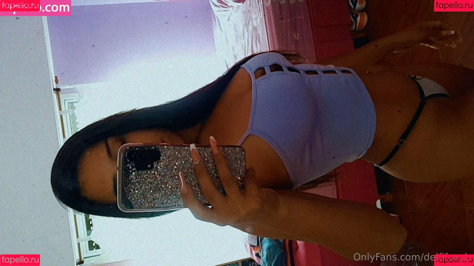 delfifoxyb Onlyfans Photo Gallery 
