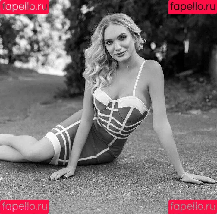 the_girl_you_need Onlyfans Photo Gallery 