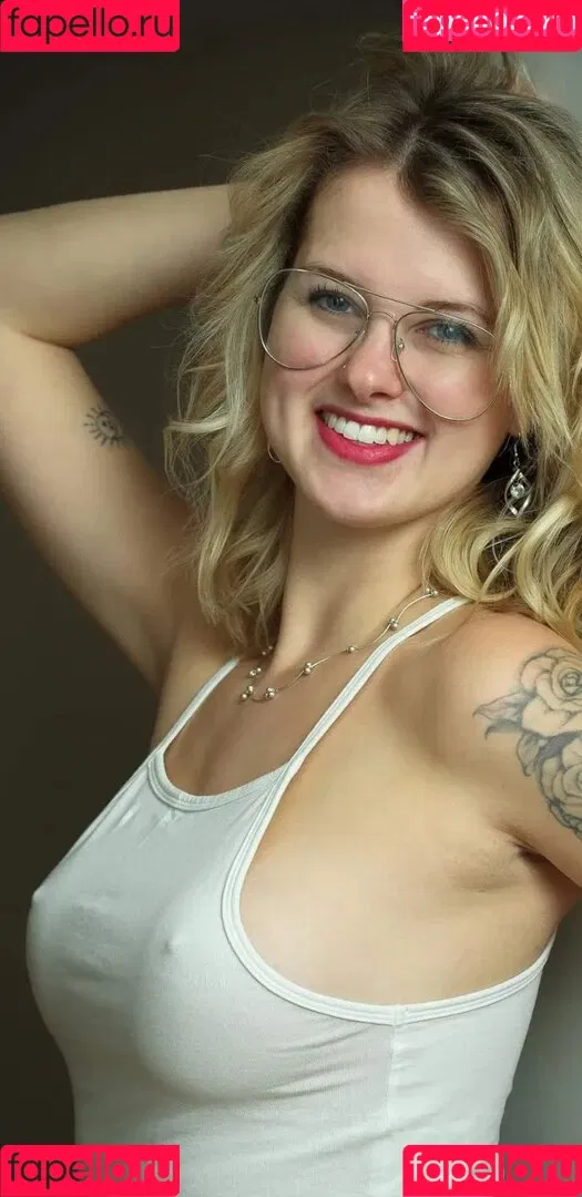 inaacoladaa Onlyfans Photo Gallery 
