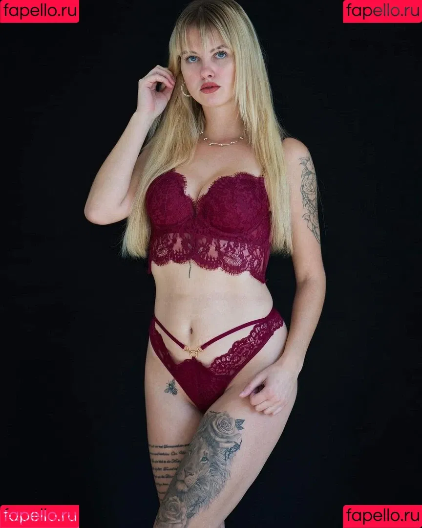 inaacoladaa Onlyfans Photo Gallery 