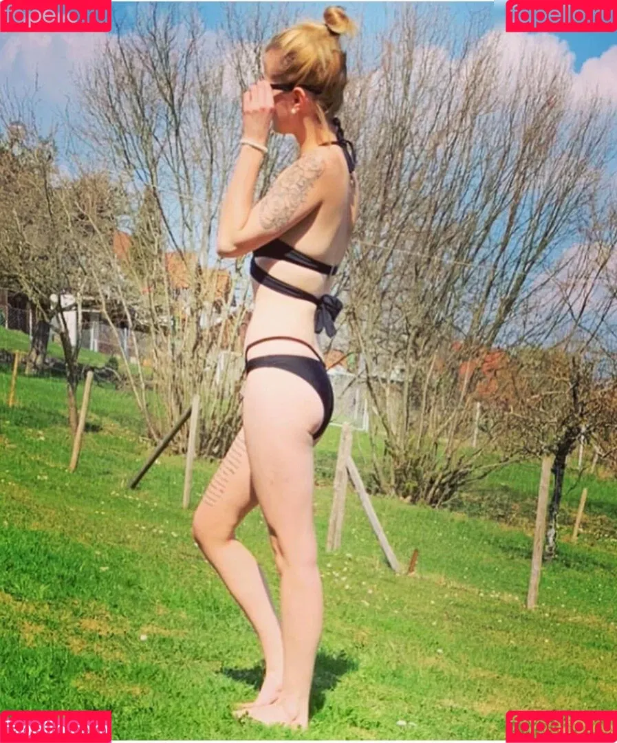 inaacoladaa Onlyfans Photo Gallery 