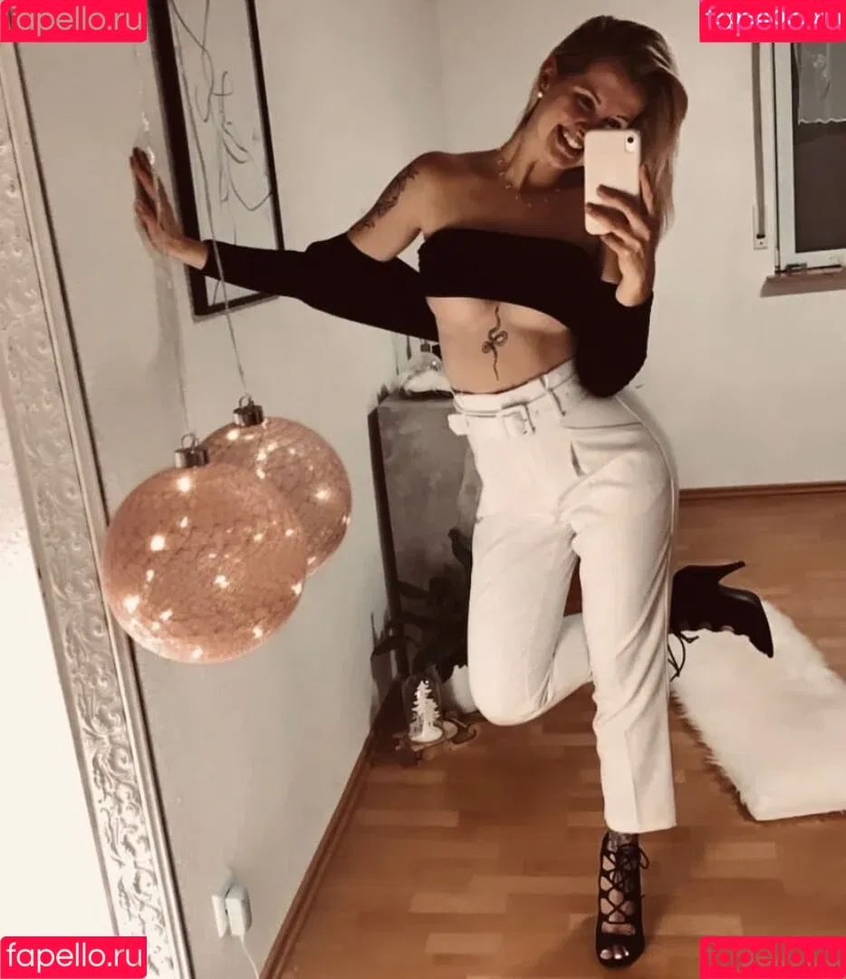 inaacoladaa Onlyfans Photo Gallery 