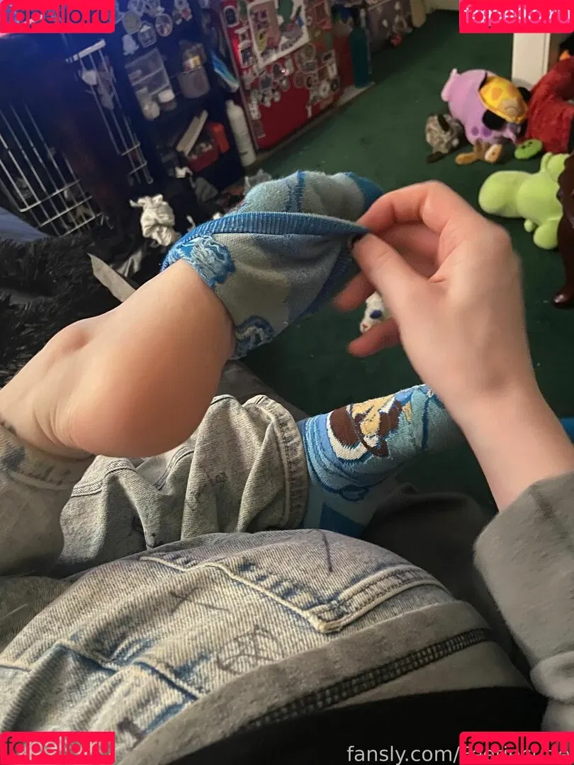 Feetiecutie Onlyfans Photo Gallery 