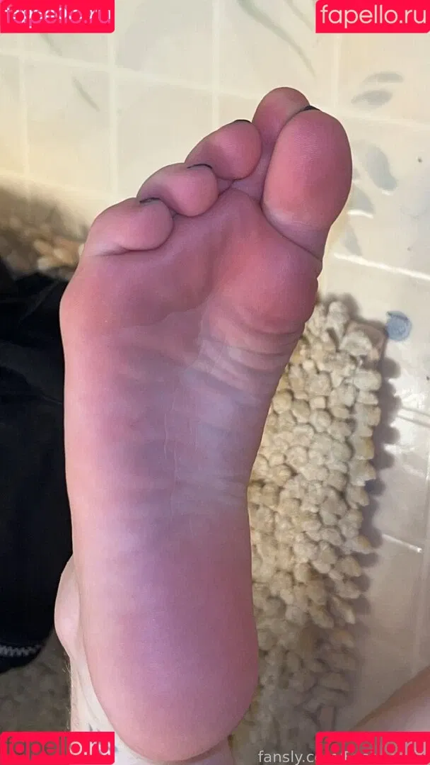 Feetiecutie Onlyfans Photo Gallery 