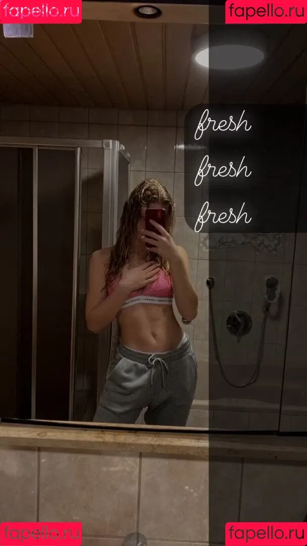 porridgehead.paula / stayfit.paula Onlyfans Photo Gallery 