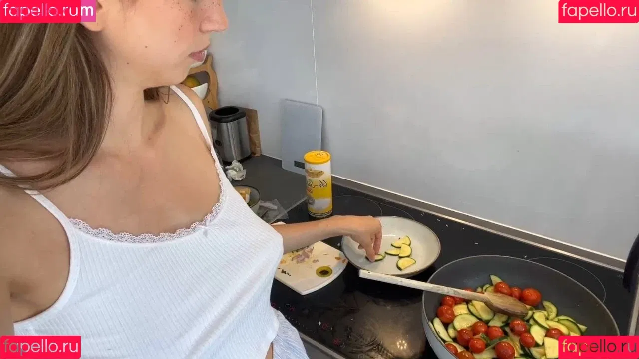 Yonca Onlyfans Photo Gallery 