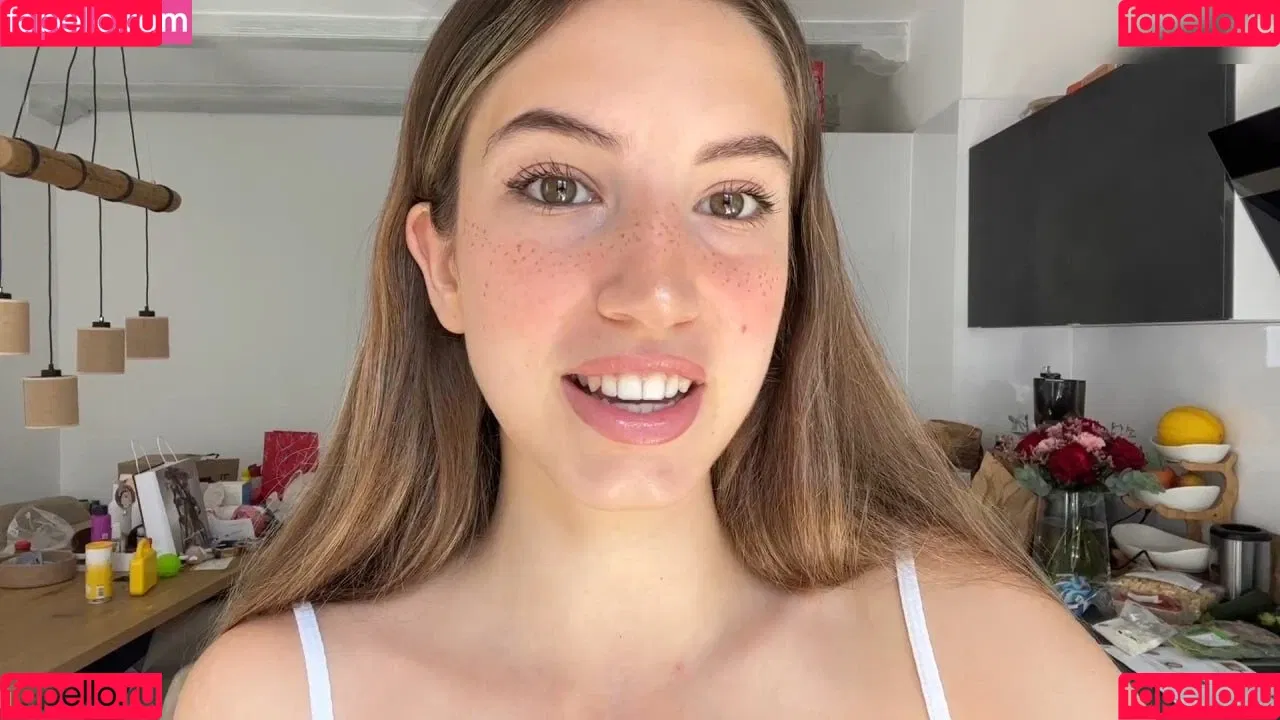Yonca Onlyfans Photo Gallery 