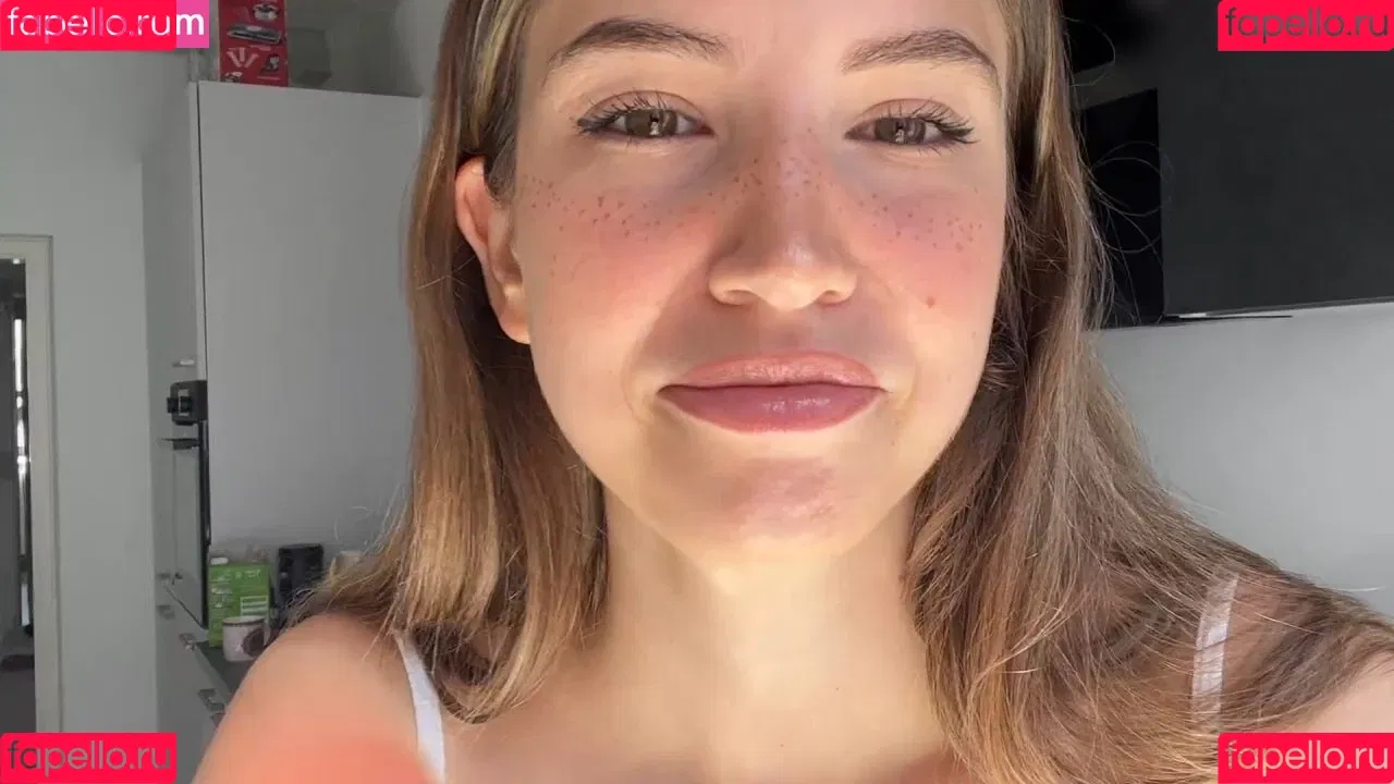 Yonca Onlyfans Photo Gallery 