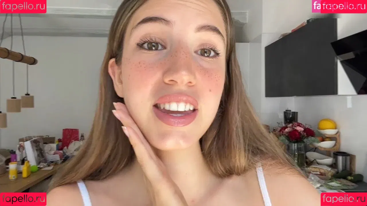 Yonca Onlyfans Photo Gallery 