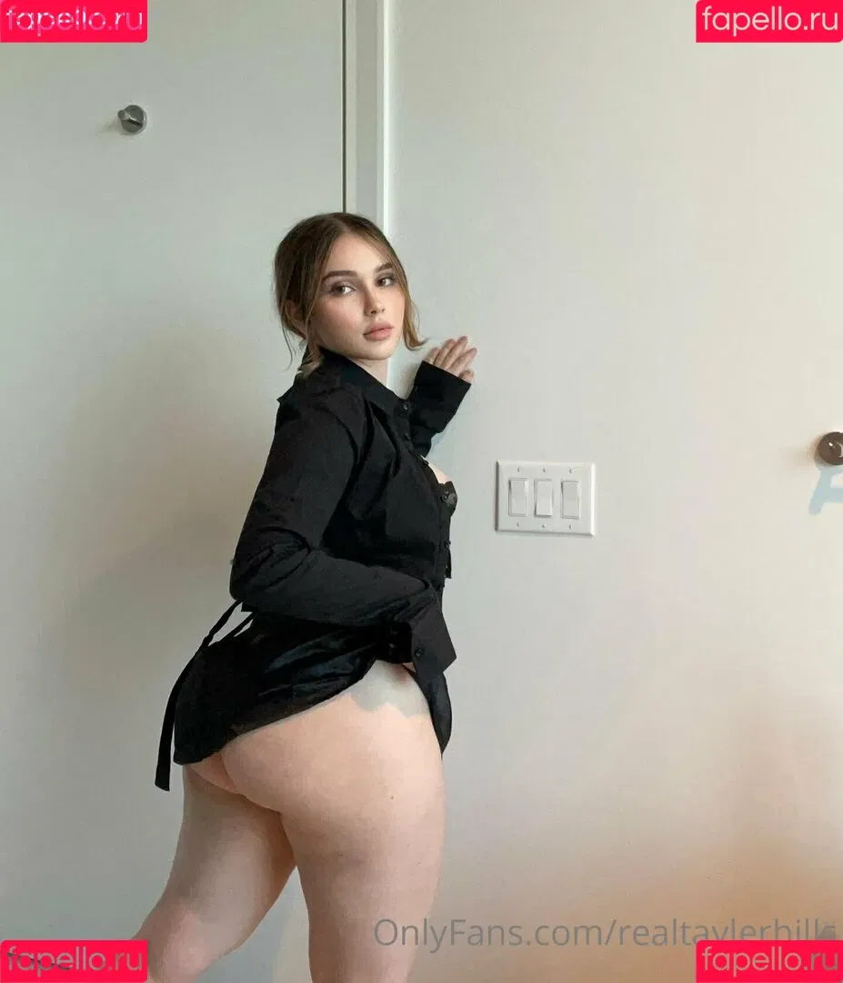 realtaylerhills Onlyfans Photo Gallery 