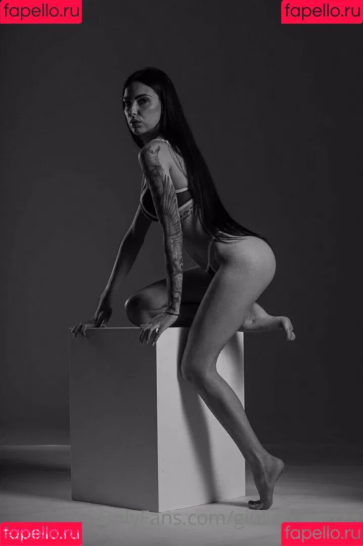 giuliascarozza Onlyfans Photo Gallery 