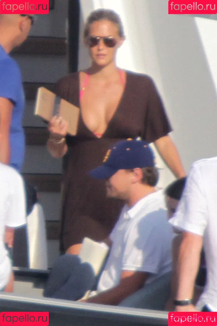 Bar Refaeli Onlyfans Photo Gallery 