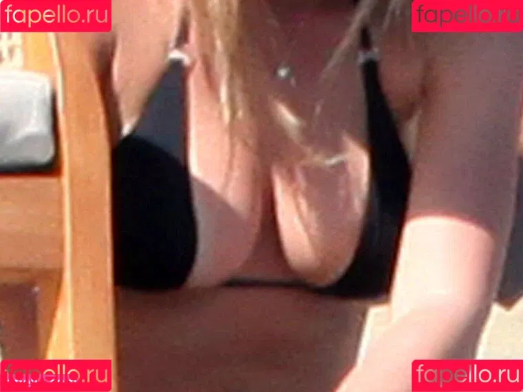 Bar Refaeli Onlyfans Photo Gallery 