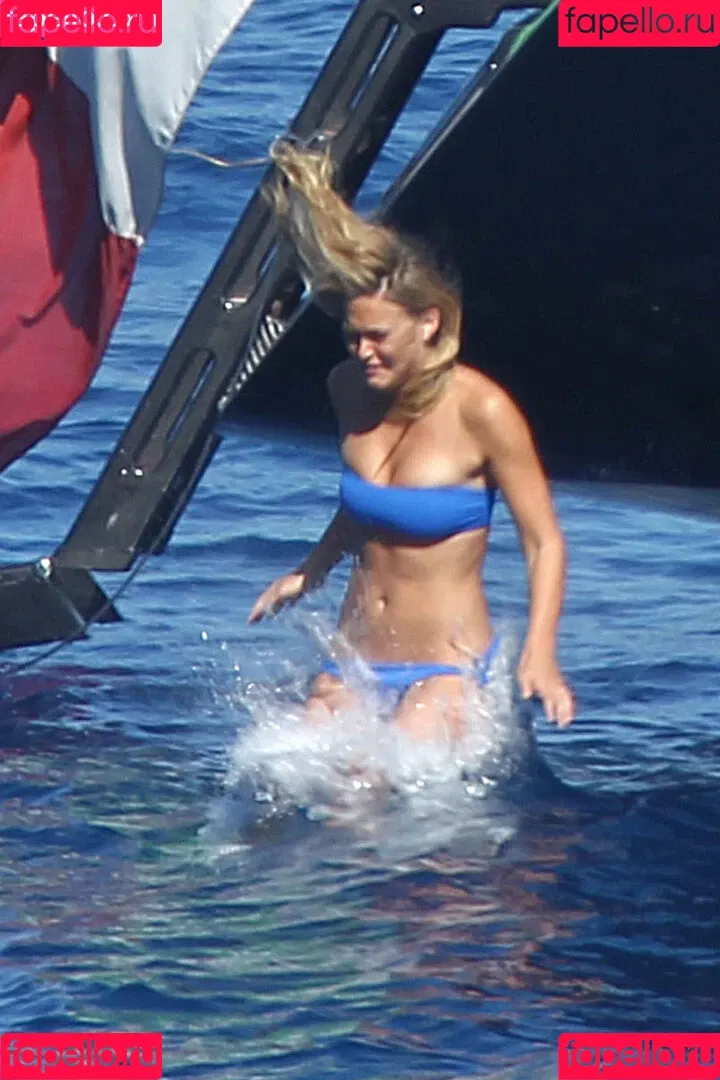 Bar Refaeli Onlyfans Photo Gallery 