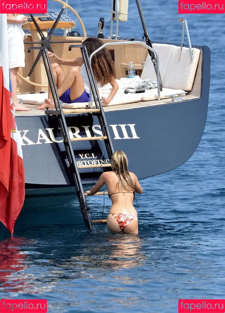 Bar Refaeli Onlyfans Photo Gallery 