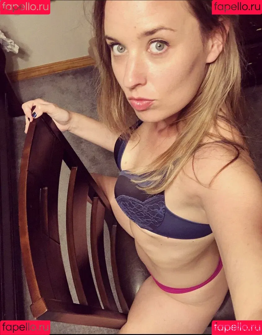 lyric_in_my_head Onlyfans Photo Gallery 