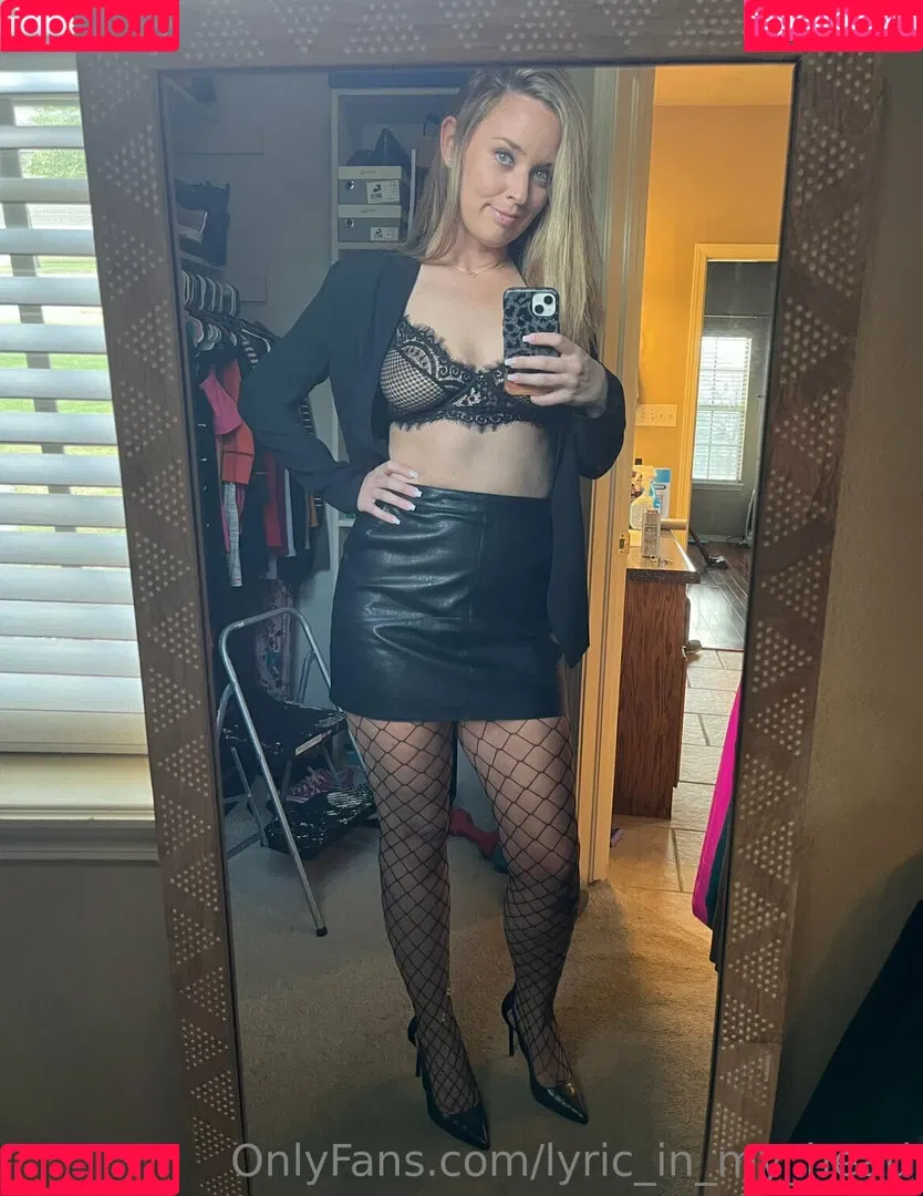 lyric_in_my_head Onlyfans Photo Gallery 