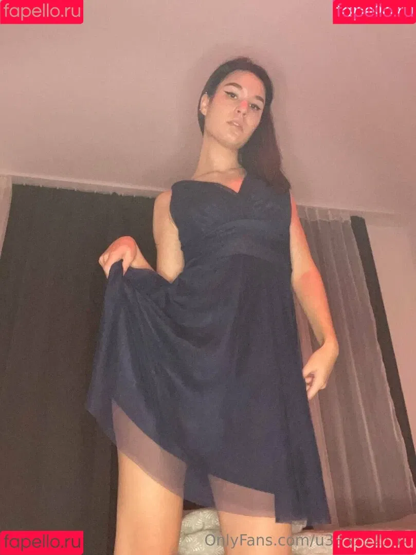virginallison Onlyfans Photo Gallery 